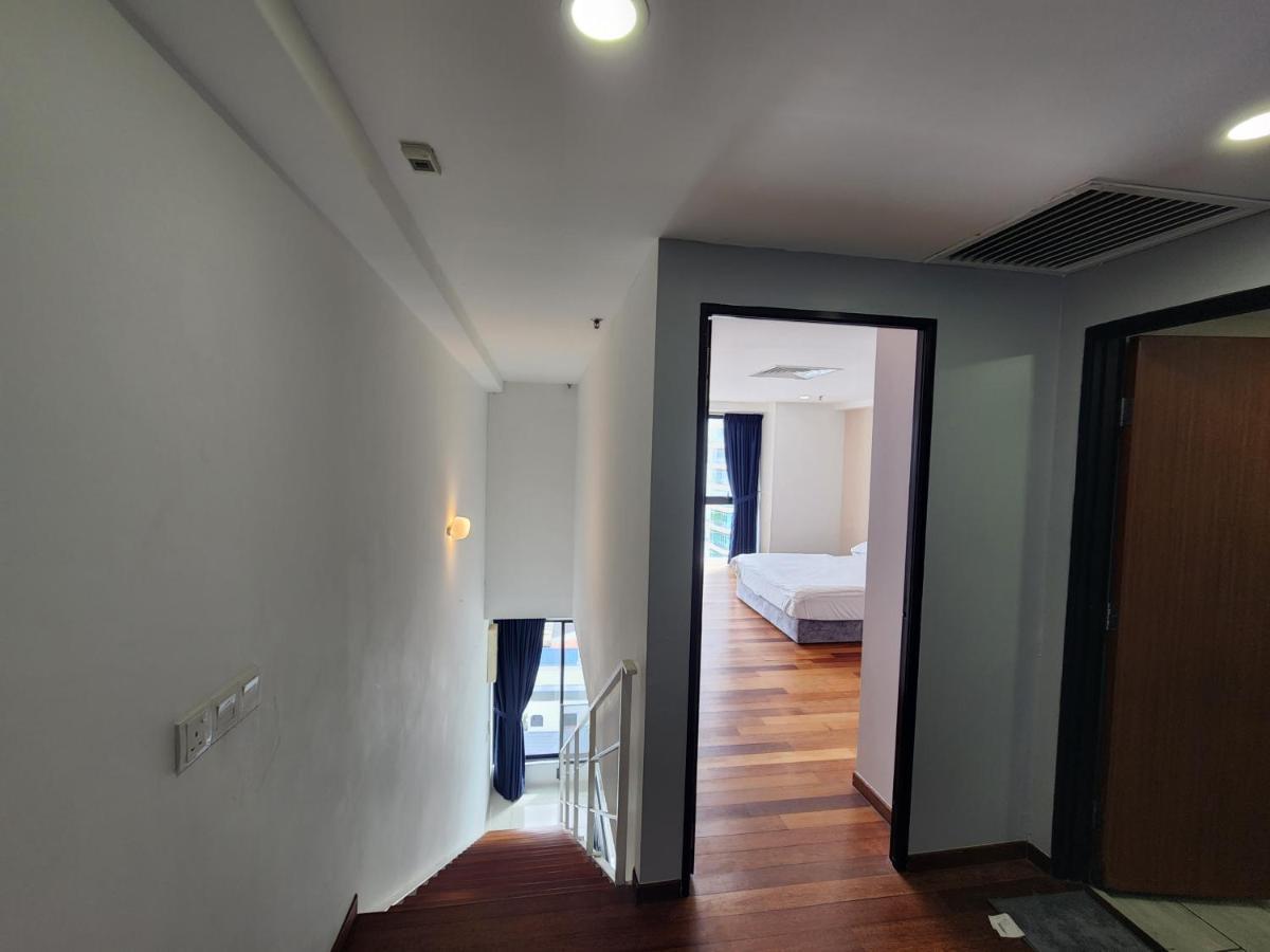 Sunrise Gurney Executive Premium Large Pangsapuri