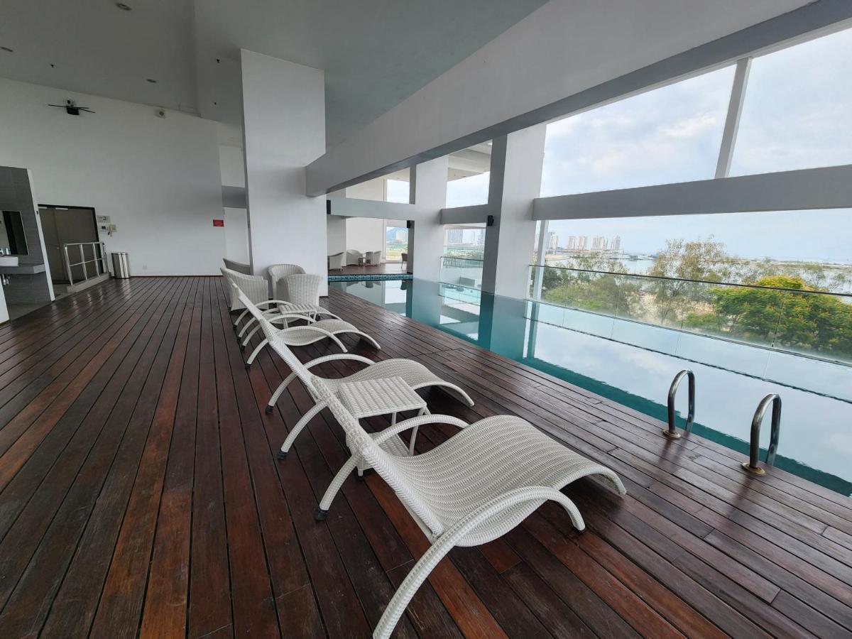 Sunrise Gurney Executive Premium Large Pangsapuri *