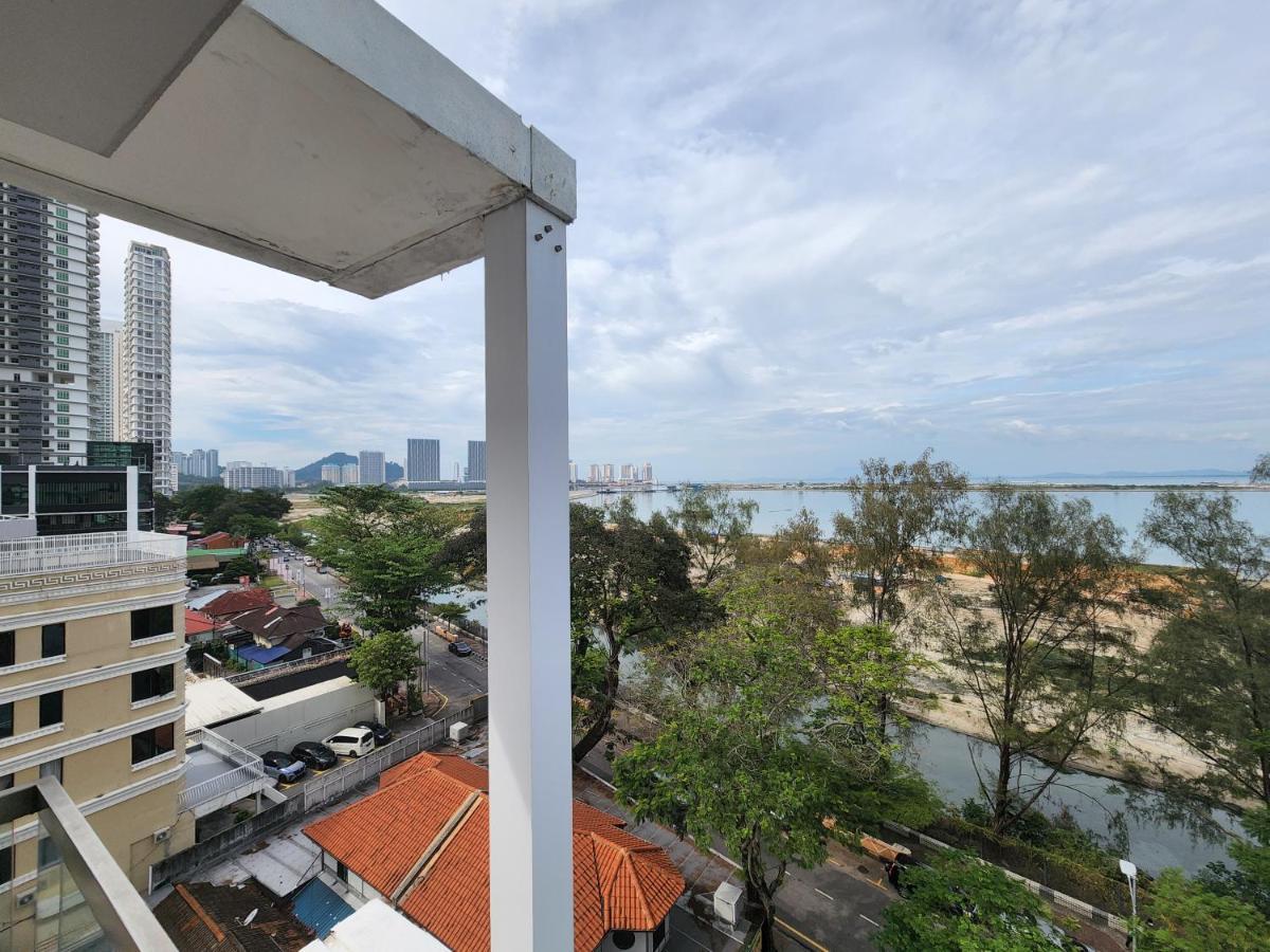 Pangsapuri Sunrise Gurney Executive Premium Large Georgetown