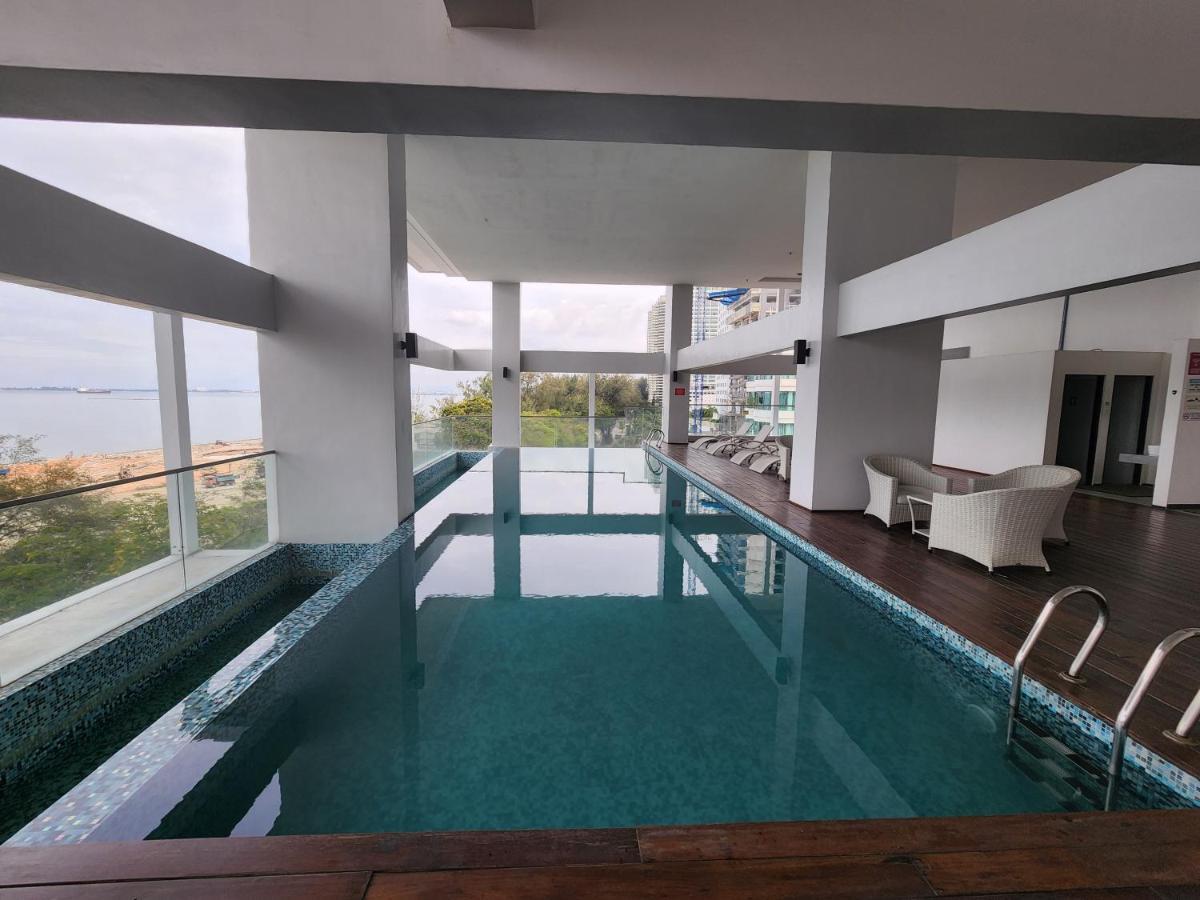 Pangsapuri Sunrise Gurney Executive Premium Large Georgetown